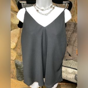 Black spaghetti strap criss crossing on back